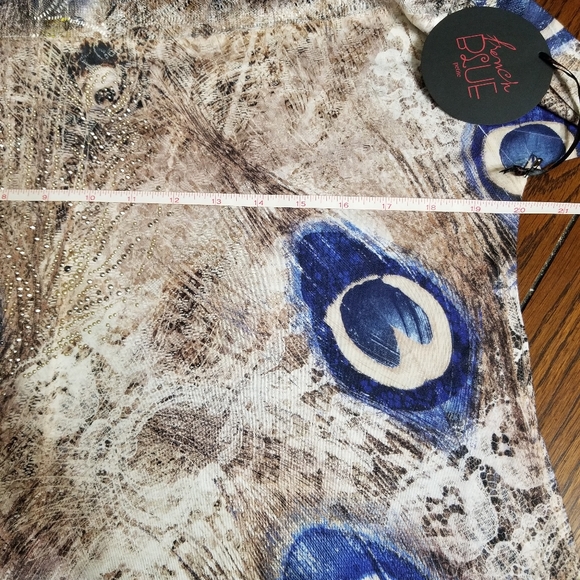 Top - Picture 3 of 3